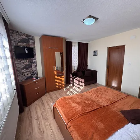Casa Leone Hotel&restaurant Bed & Breakfast Popova Shapka