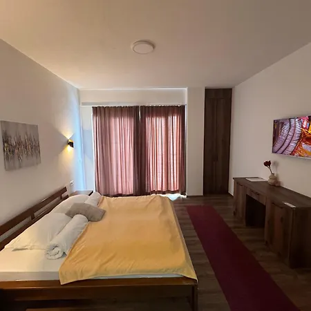 Casa Leone Hotel&restaurant Bed & Breakfast Popova Shapka